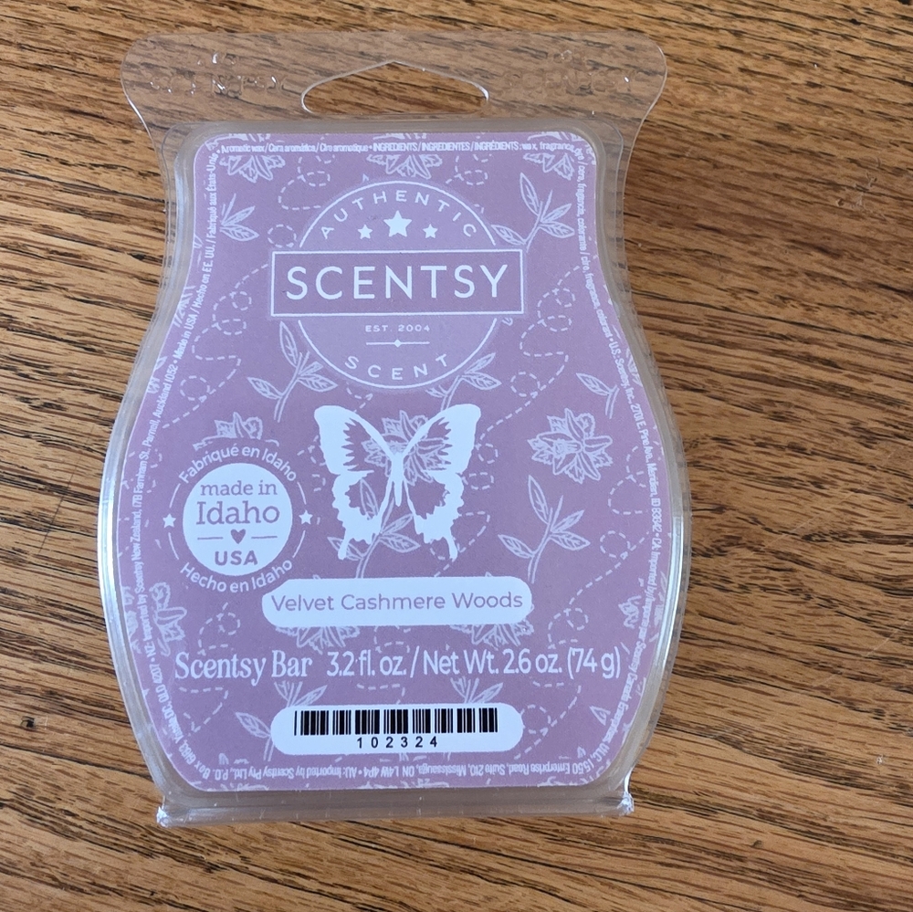 Scentsy Velvet Cashmere Woods Wax Bar - Mauve